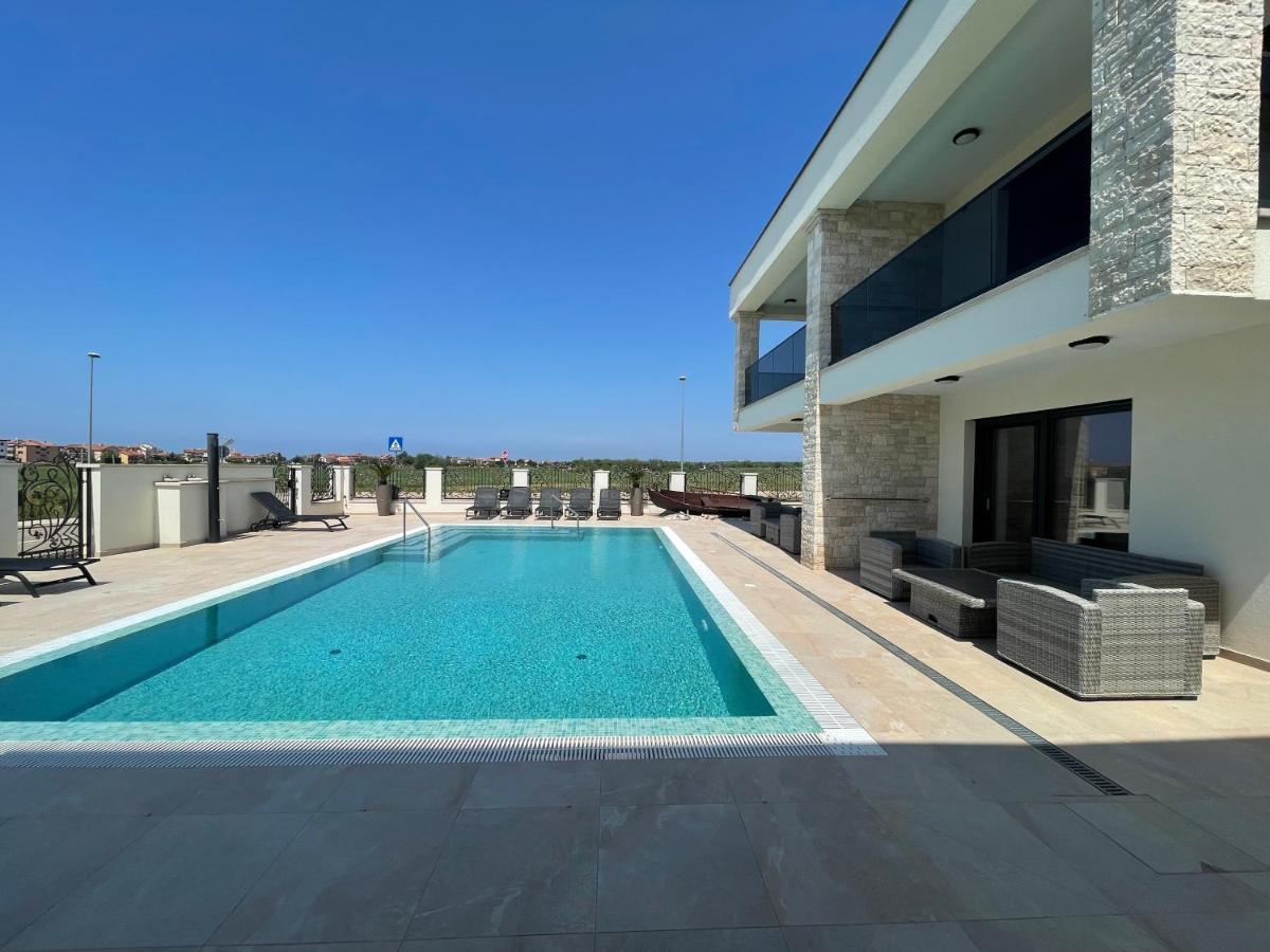 Vila Softic Azra Umag Exterior photo